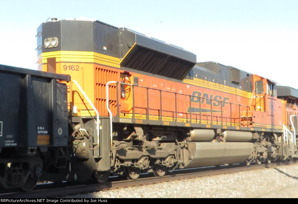 BNSF 9162